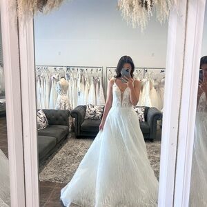 Elegant White Wedding Dress